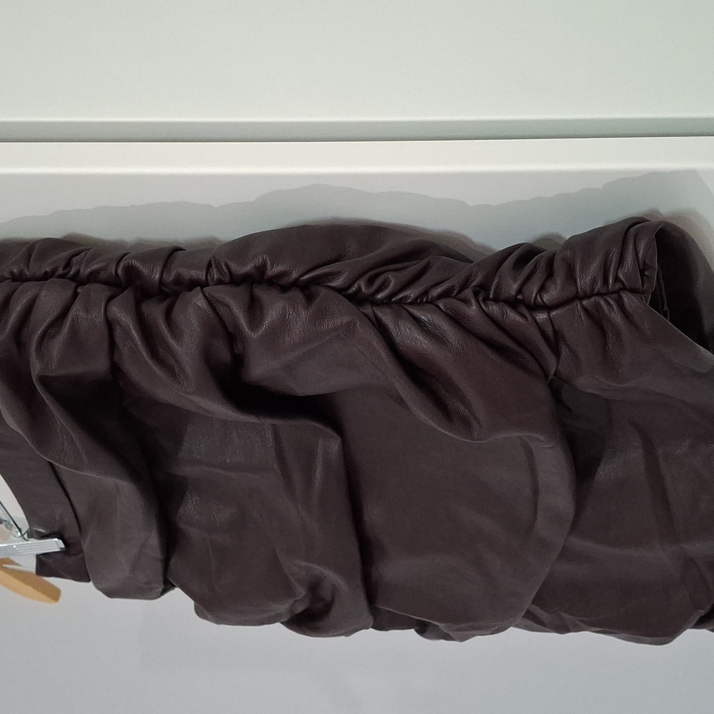 Lulus Cool Factor Dark Plum Purple Ruched Vegan Leather Mini Skirt Sz XS Nwt - Picture 9 of 12